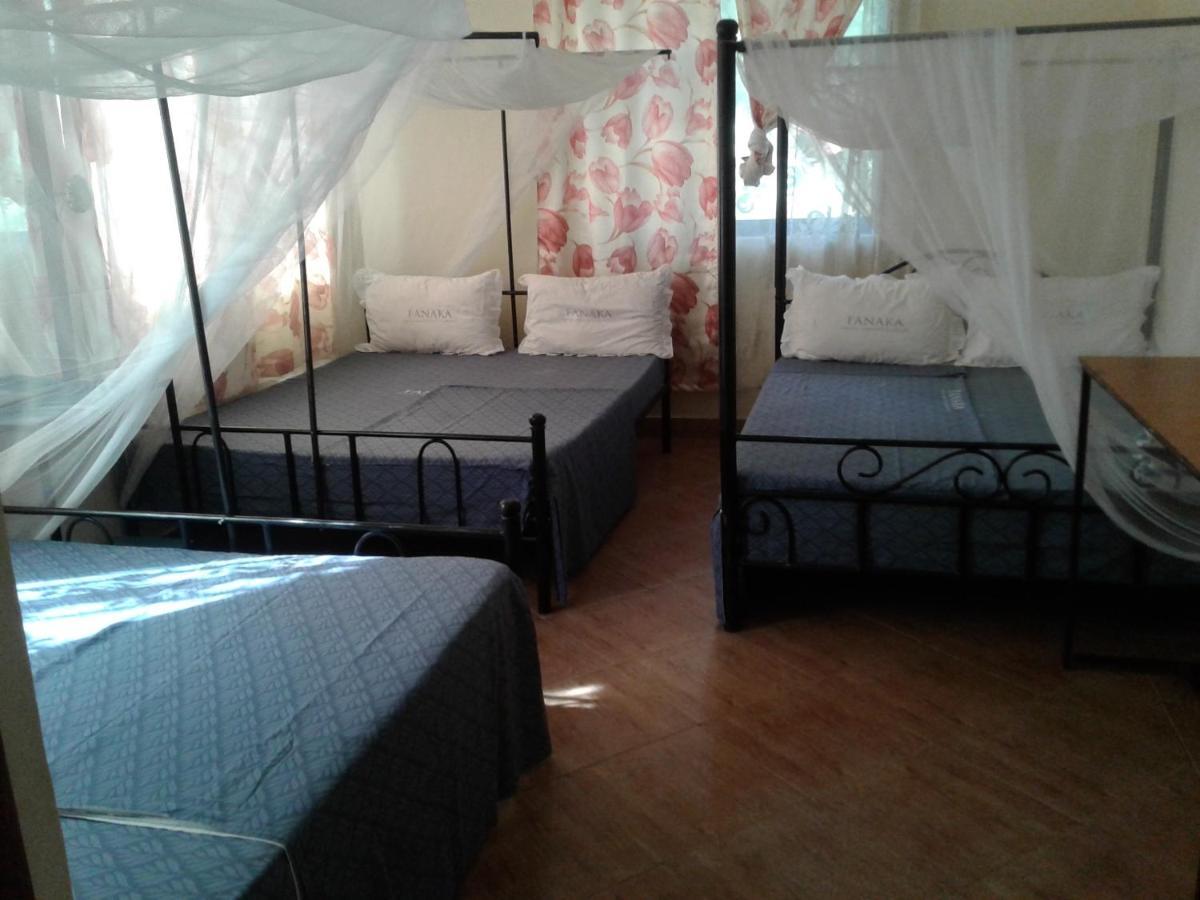 Fanaka Safaris Campsite & Lodges Mto wa Mbu Exterior foto